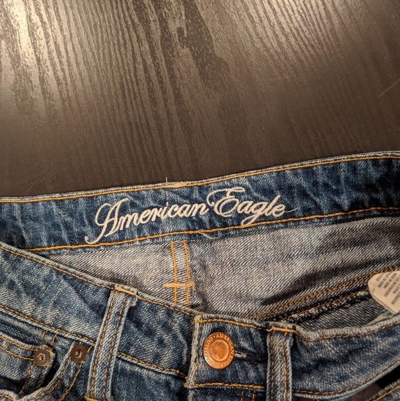 American Eagle Distressed Boyfriend Jeans - Picture 4 of 5